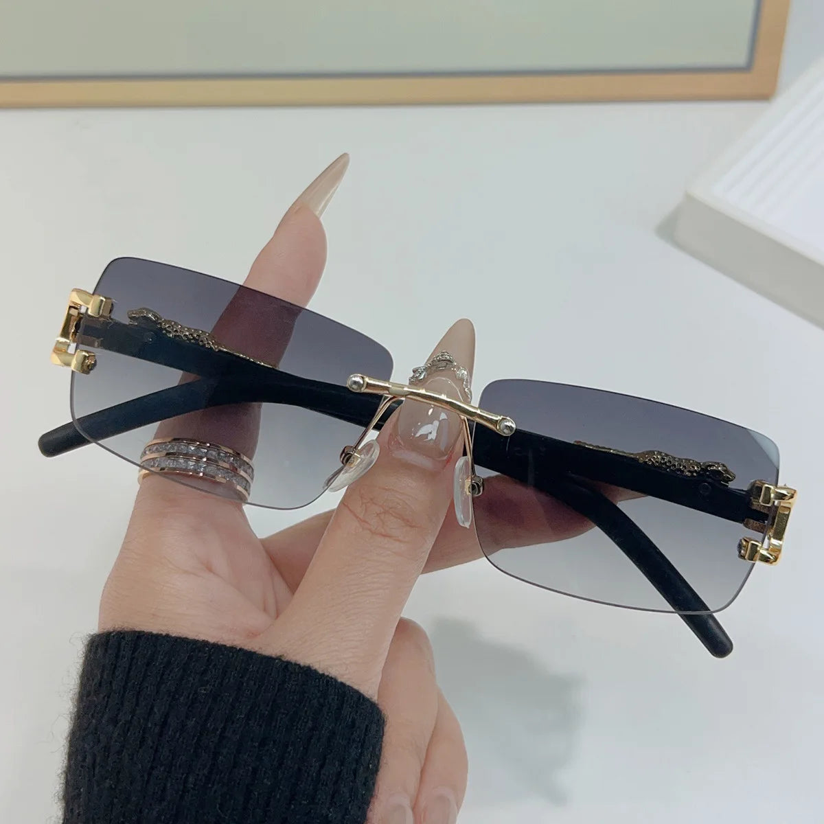 Lunettes de Soleil Frameless Rectangulaires – Style Vintage – Homme & Femme