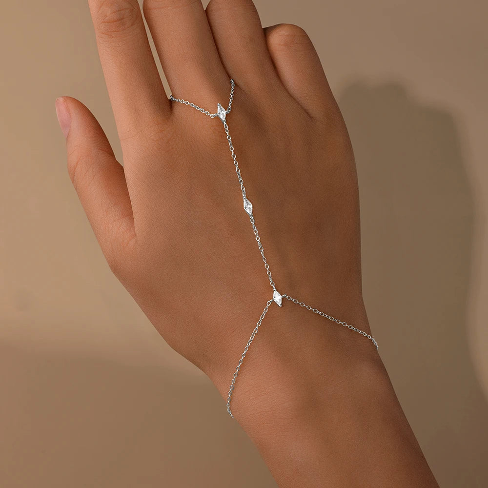 Bracelet Main Élégance Dorée